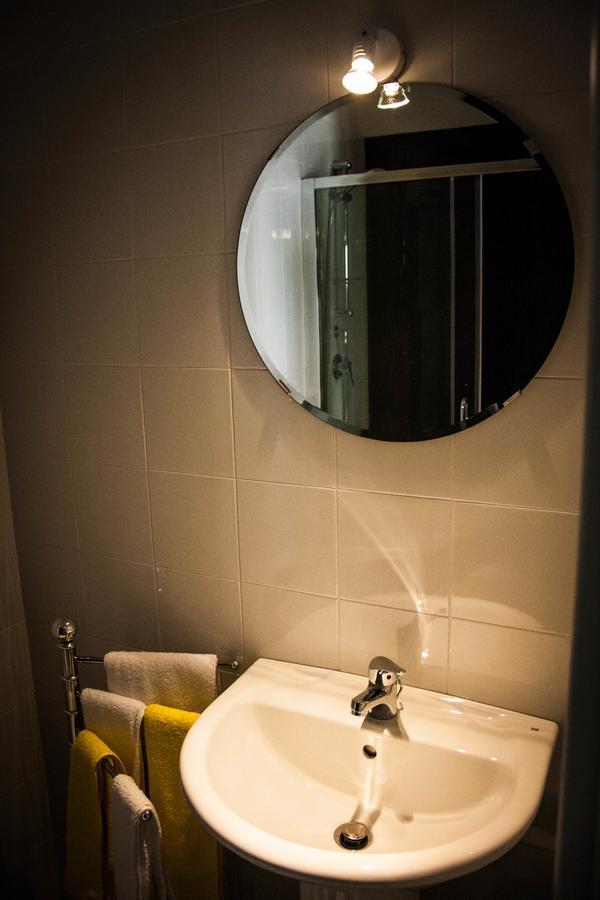 Camera Budget Matrimoniale/Doppia con Letti Singoli
