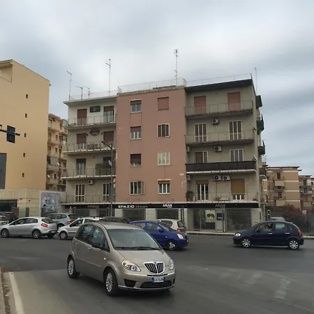 Interno 10-2